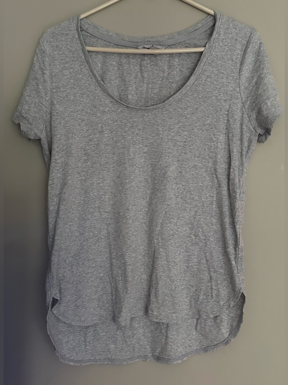 Tommy Bahama Gray Scoop Neck Short Sleeve Tee